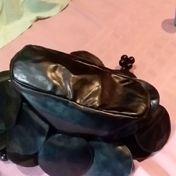 Purse or bag, black probably vegan - Picture 4 of 9